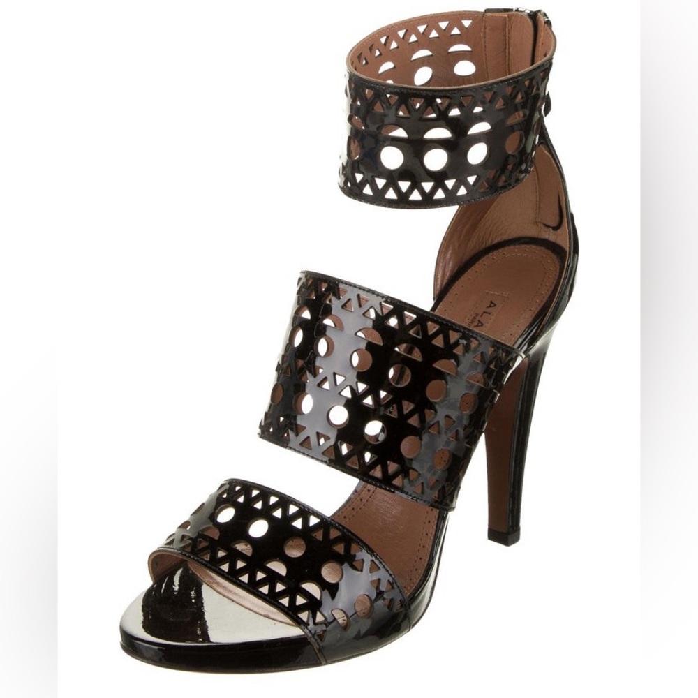 🖤Alaia Black Patent Leather Lattice Cutout Heels, Size 39.5 or 8.5
